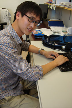 Xueyong Yang